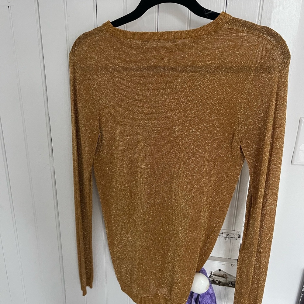 JBRAND Top - Picture 7 of 7